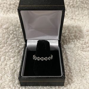 Flower Ring (Silver)